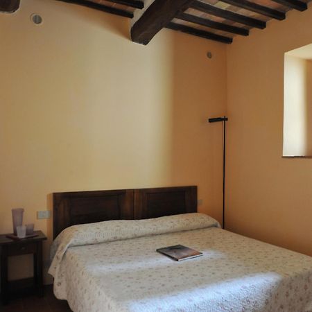 Fattoria Agriturismo Nerbona Casole dʼElsa Eksteriør bilde