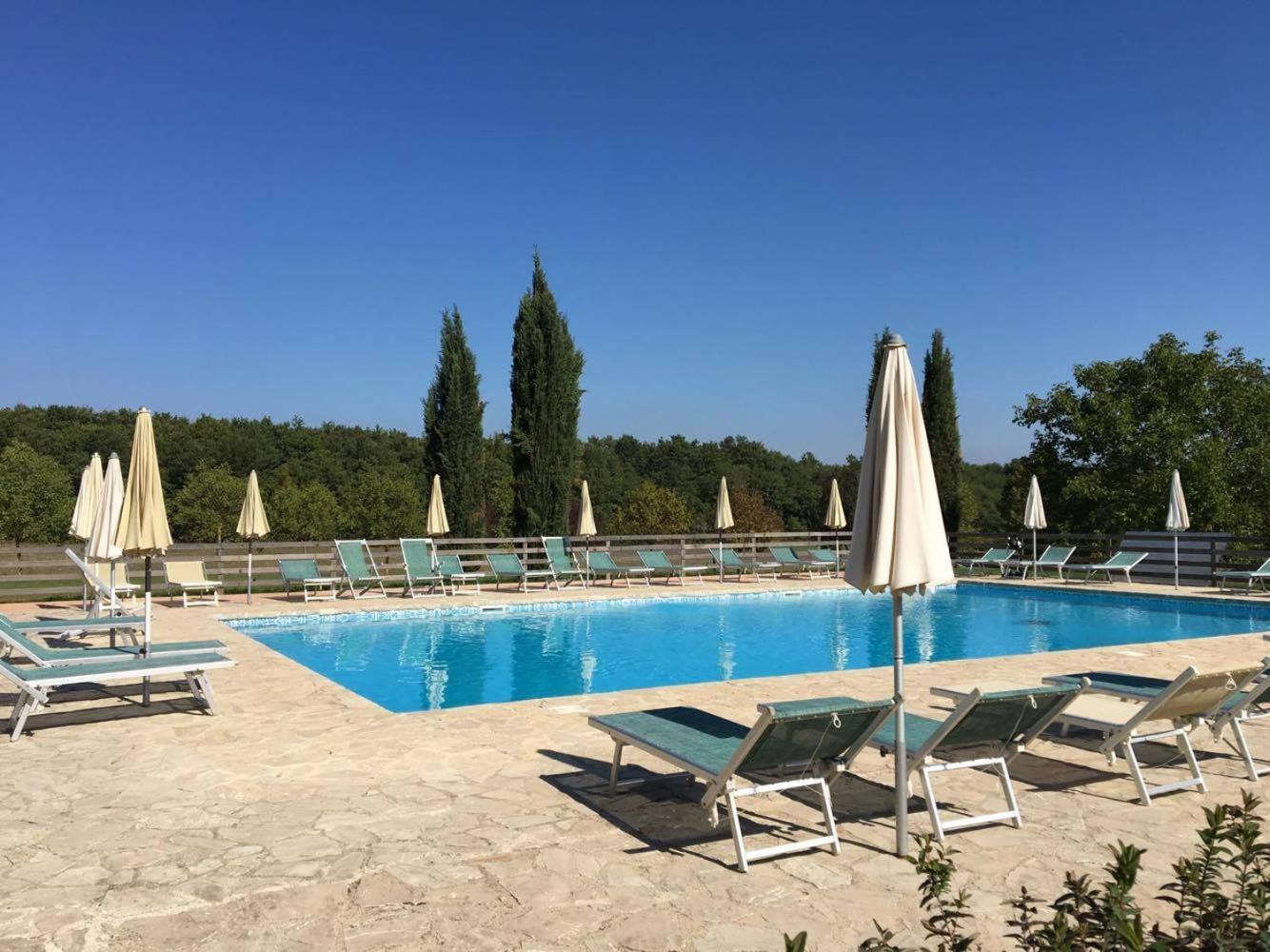 Fattoria Agriturismo Nerbona Casole dʼElsa Eksteriør bilde