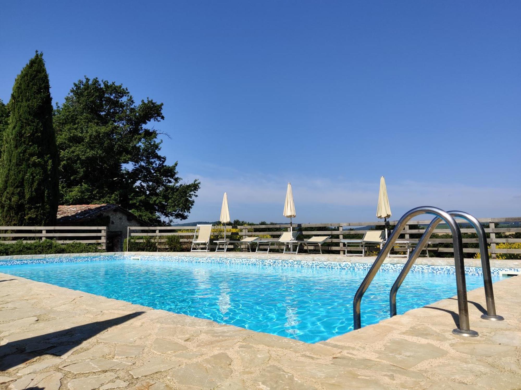 Fattoria Agriturismo Nerbona Casole dʼElsa Eksteriør bilde