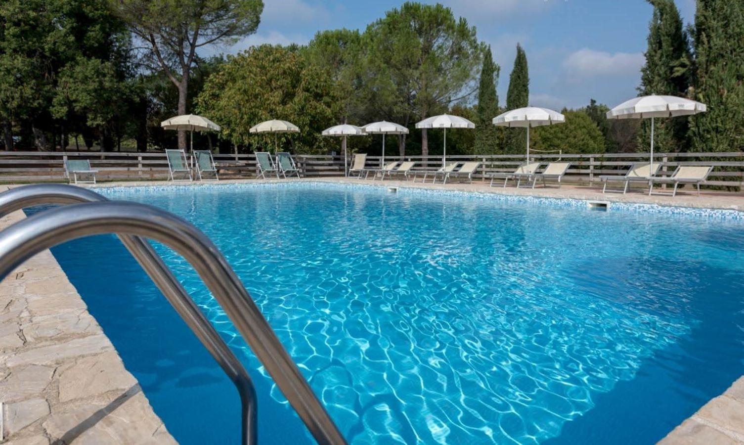 Fattoria Agriturismo Nerbona Casole dʼElsa Eksteriør bilde