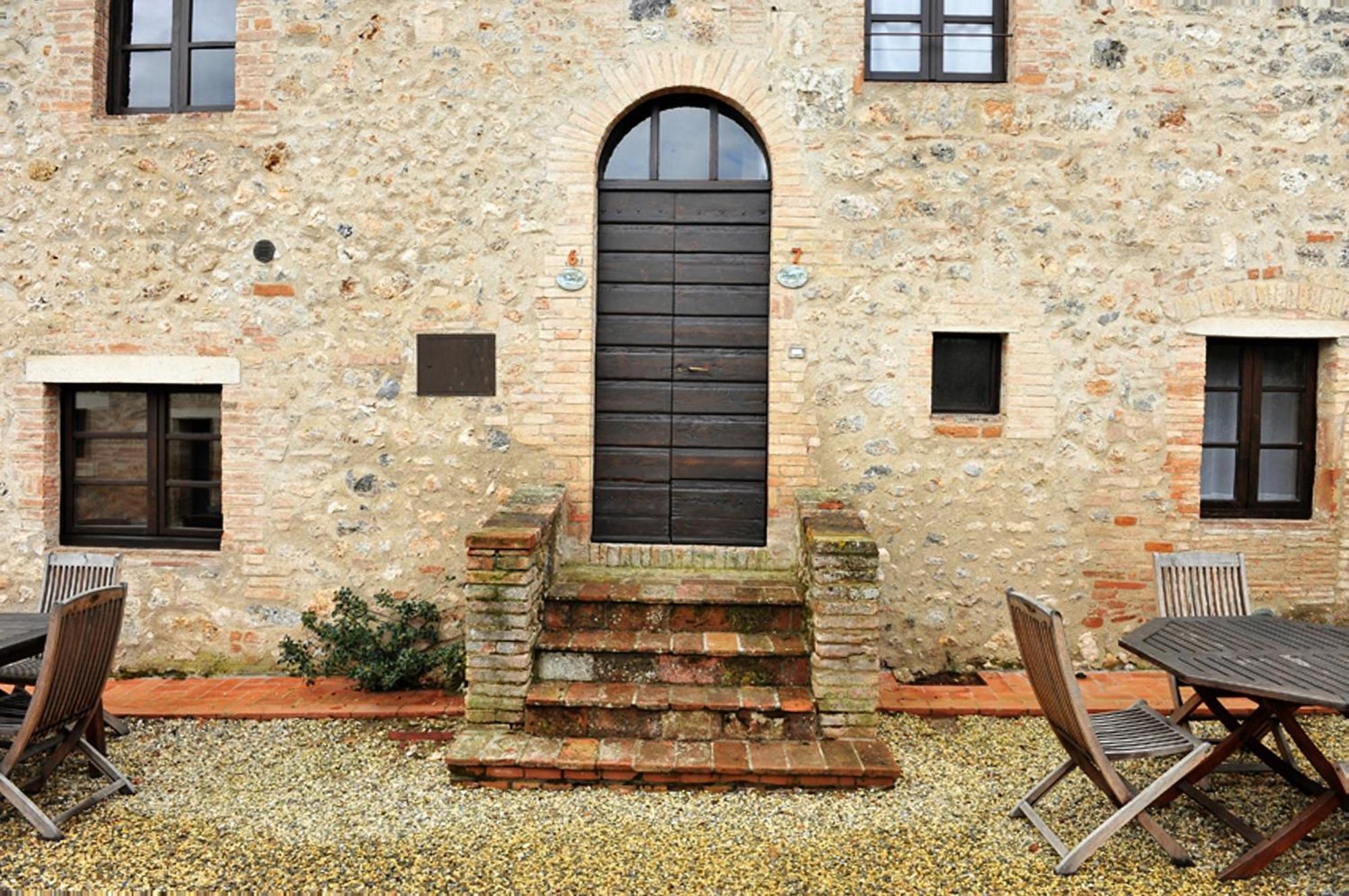 Fattoria Agriturismo Nerbona Casole dʼElsa Eksteriør bilde
